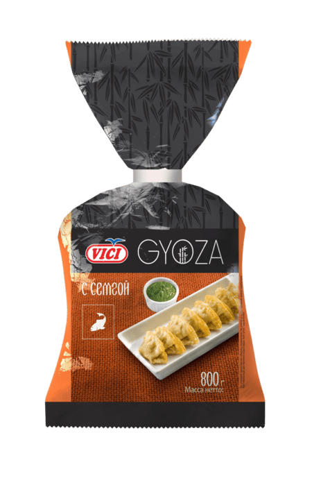Пельмені з сьомгою "GYOZA" VICI, 800г.